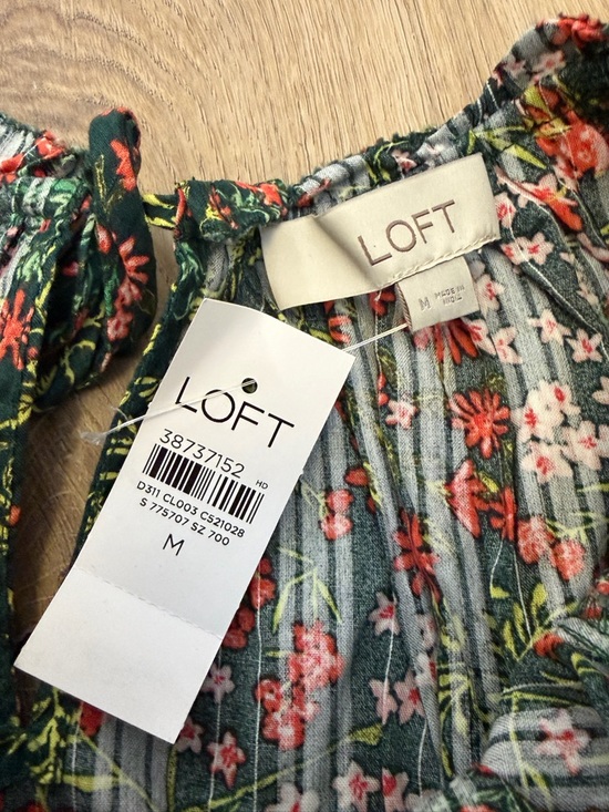 NWT LOFT Green Floral Puff Sleeve Blouse - Picture 5 of 6